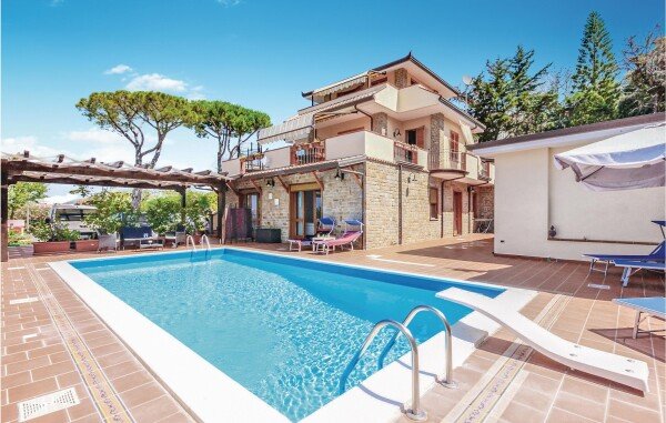 Appartamento 3 camere, con vista mare