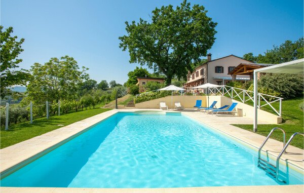 Casa 5 camere, con piscina