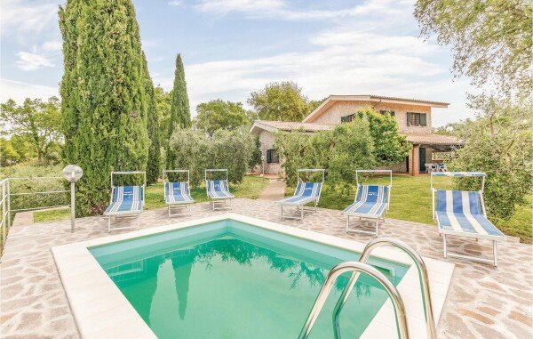 Casa 4 camere, con caminetto