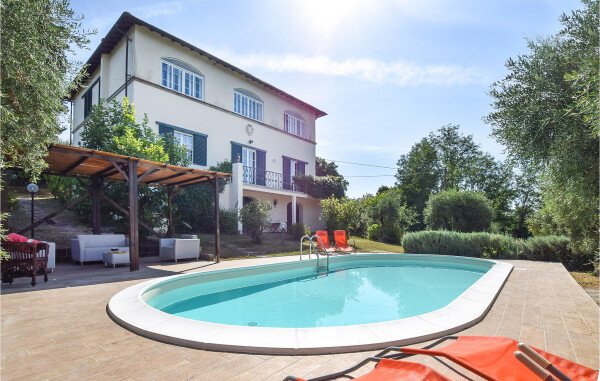 Casa 5 habitaciones, con piscina