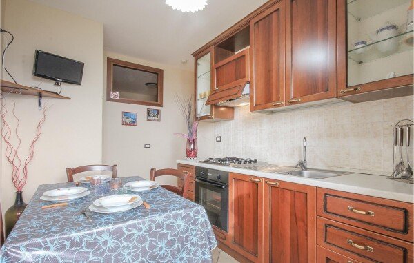 Casa 2 camere, con vista mare