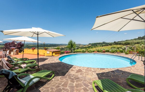 Casa 1 camera, con piscina