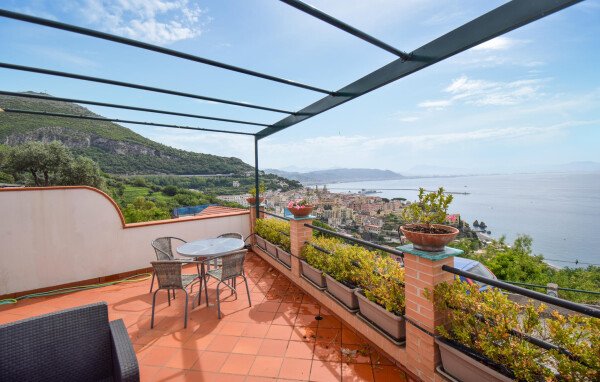 Apartment 2 bedrooms, with sea view