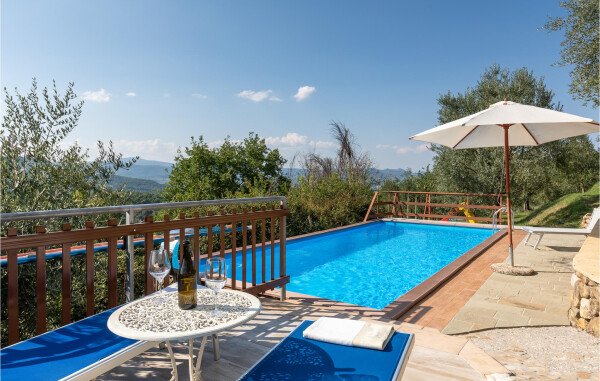 Casa 2 camere, con piscina