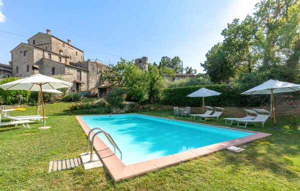 Casa 2 camere, con piscina