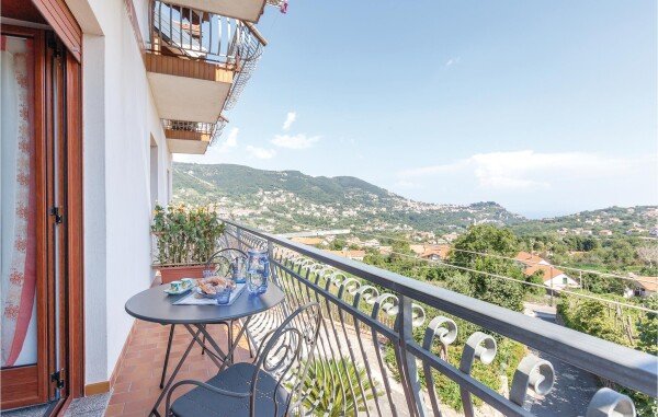 Appartamento 1 camera, con vista mare