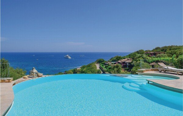 Casa 7 camere, con vista mare