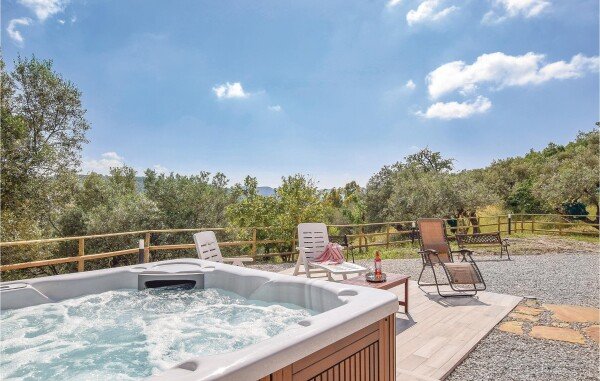Casa 4 camere, con aria condizionata