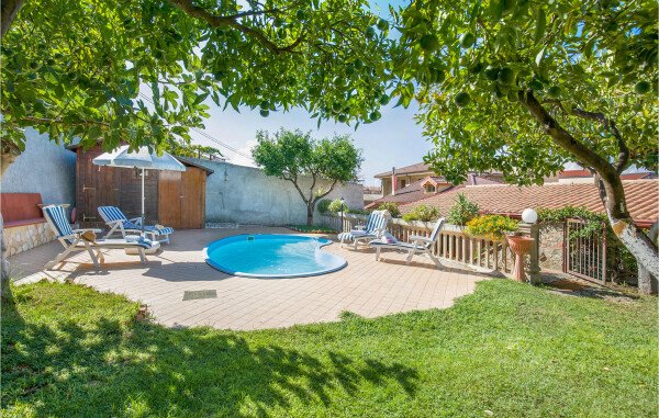 Casa 4 camere, con vista mare