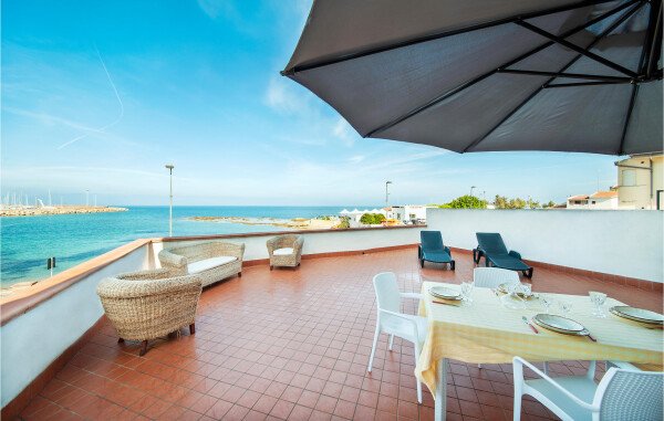 Appartamento 2 camere, con vista mare