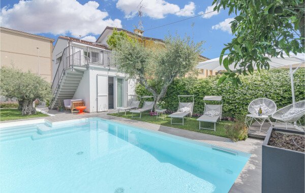 Casa 4 camere, con vista mare