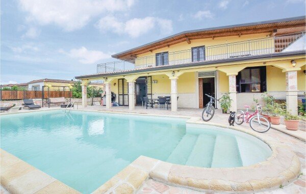 Casa 5 camere, con vista mare