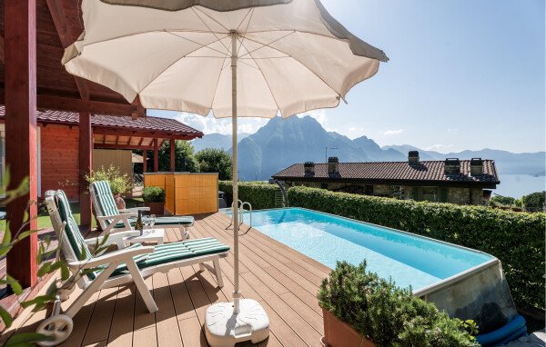 Casa 2 camere, con vista mare