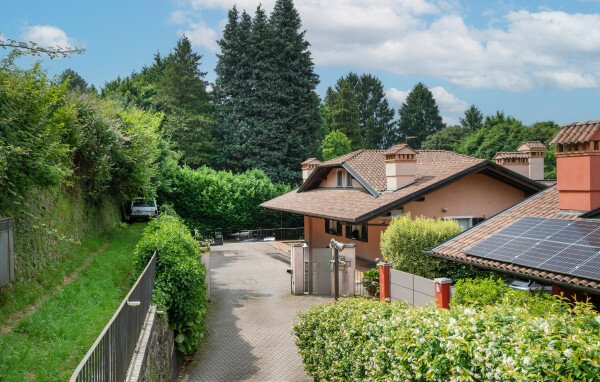 Casa 5 camere, con vista mare