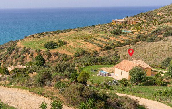 Casa 2 camere, con vista mare
