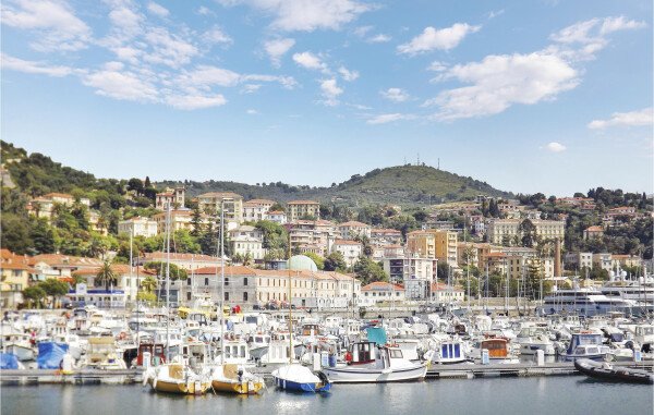 Appartamento 3 camere, con vista mare