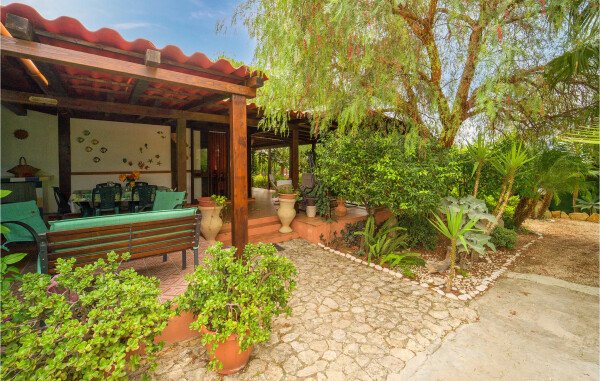 Casa 2 camere, con vista mare