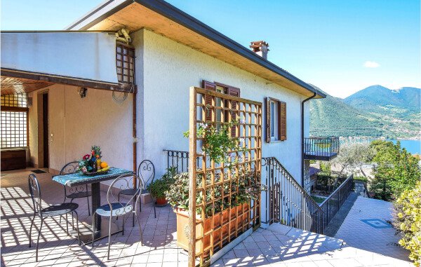 Appartamento 1 camera, con vista mare