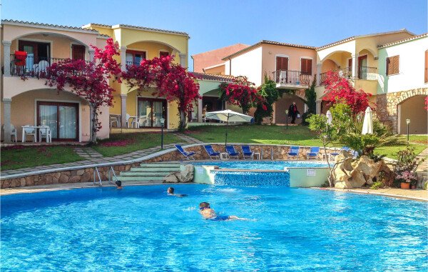Appartamento 2 ospiti, con piscina