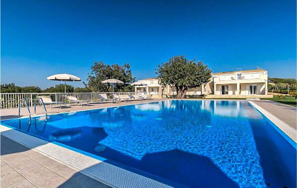 Casa 2 camere, con vista mare