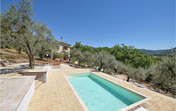 Casa 4 camere, con piscina
