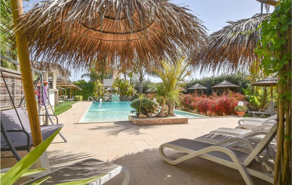 Casa 2 camere, con vista mare