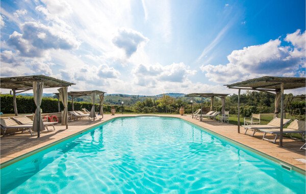 Casa 2 camere, con piscina