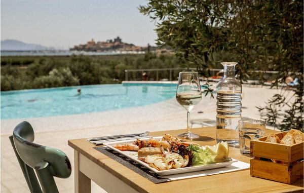 Appartamento 1 camera, con vista mare