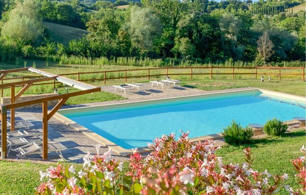 Casa 4 camere, con idromassaggio