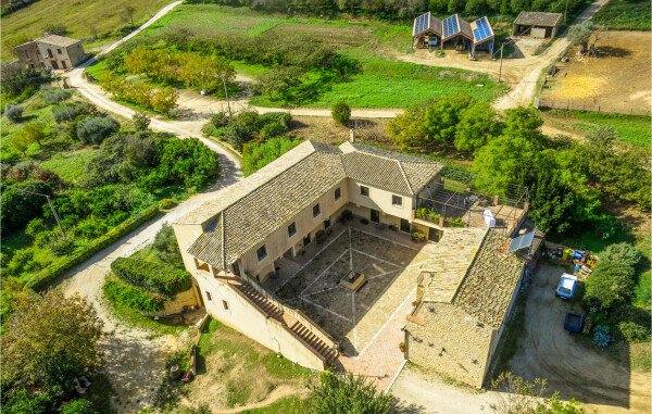Ferienhaus 9 Schlafzimmer, mit Pool