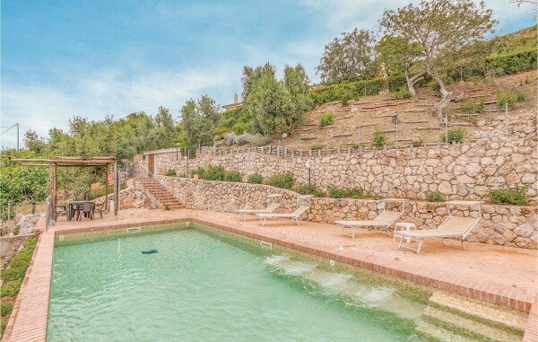 Casa 2 camere, con piscina