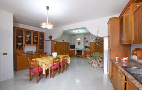 Appartamento 2 camere, con parcheggio