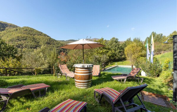 Casa 2 camere, con piscina