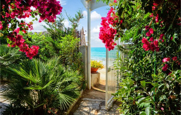 Casa 2 camere, con vista mare