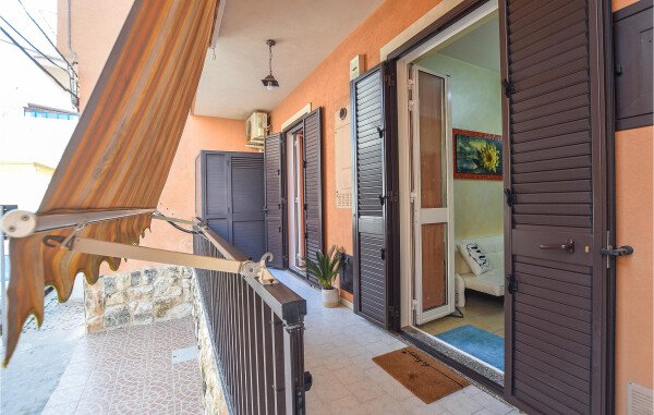 Casa 2 camere, con vista mare