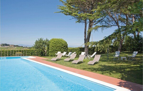Casa 3 camere, con piscina