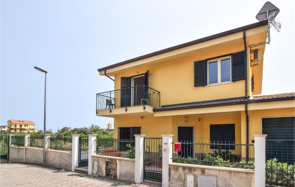 Casa 2 camere, con vista mare