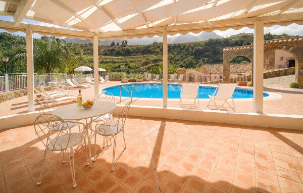 Casa 12 camere, con vista mare