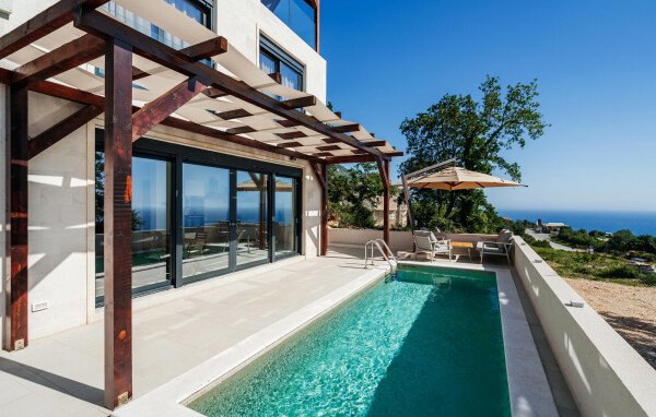 Casa 3 camere, con vista mare