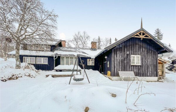 House 4 bedrooms, with garden