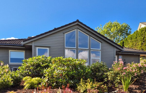 House 4 bedrooms, with sea view