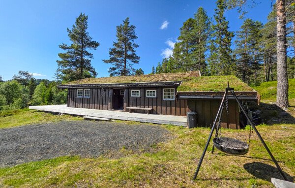 House 3 bedrooms, with garden