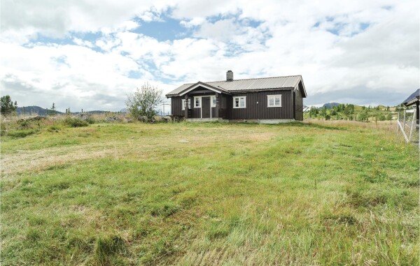 House 4 bedrooms, with fireplace