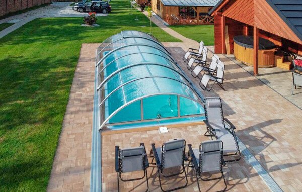 Casa 2 quartos, com piscina