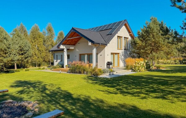 House 4 bedrooms, with garden