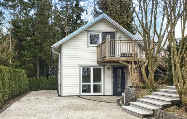 House 2 bedrooms, with garden