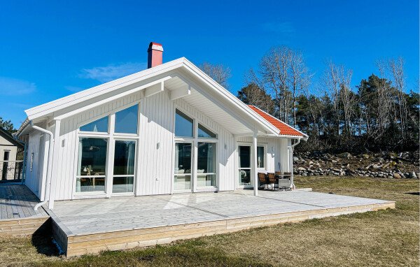 House 3 bedrooms, with garden