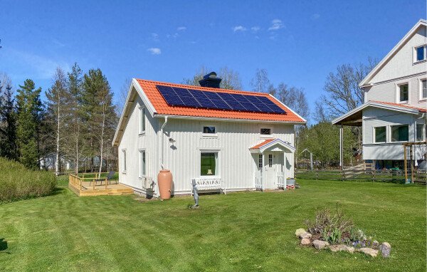 House 2 bedrooms, with garden