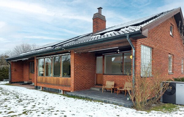 House 3 bedrooms, with garden