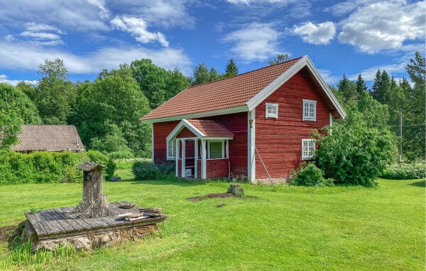 House 2 bedrooms, with garden